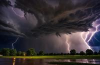 【画像素材】夏の嵐、雷が轟き大雨が降る夜空